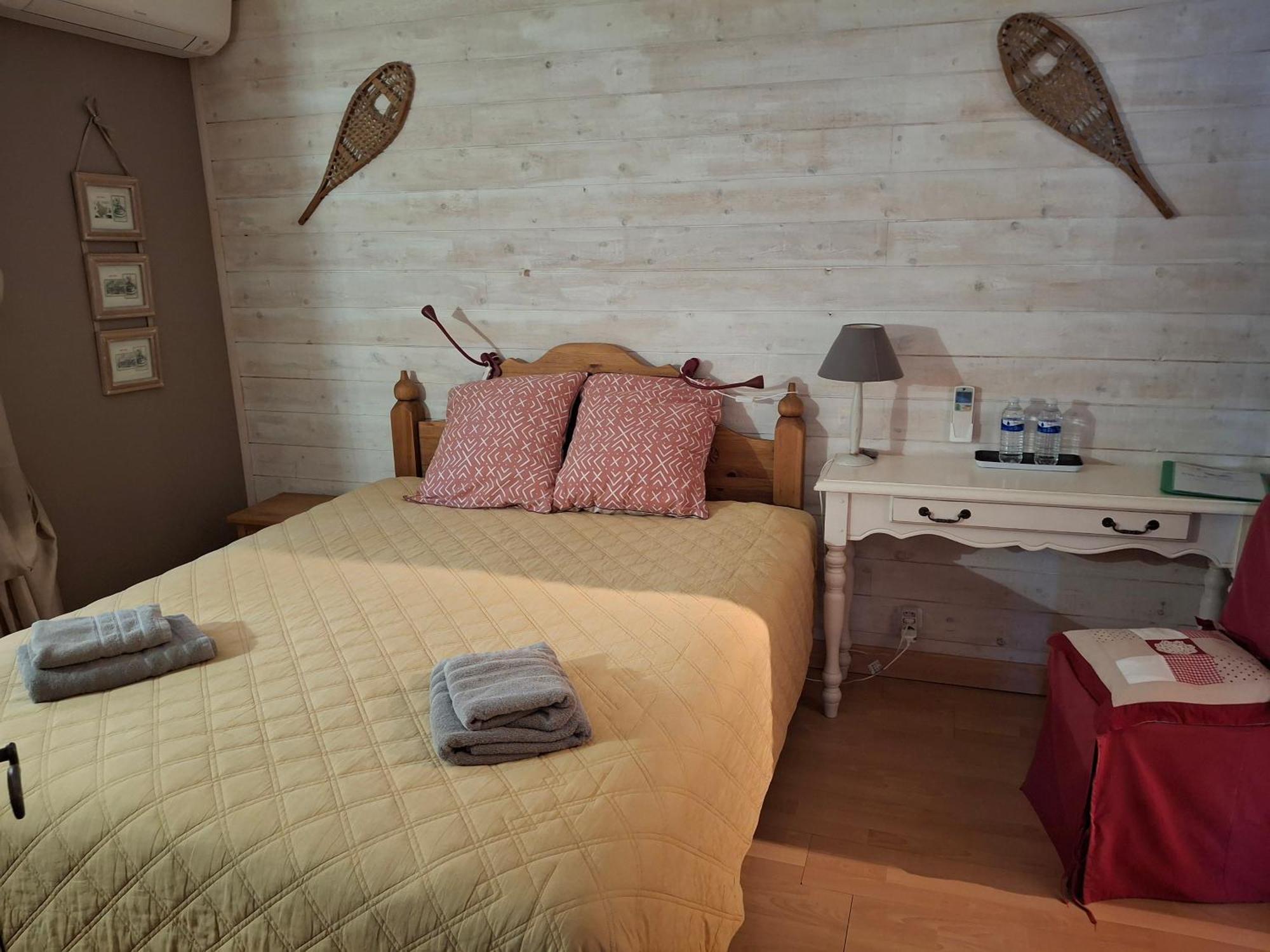 Villa Regain Chambres Et Table D'Hotes Greolieres Exteriér fotografie